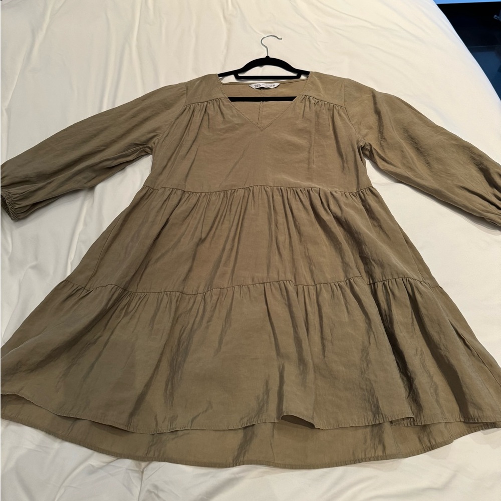 Zara 3/4 Sleeve Flowy Dress